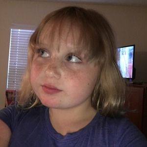 Meet your Posher, Leighanna